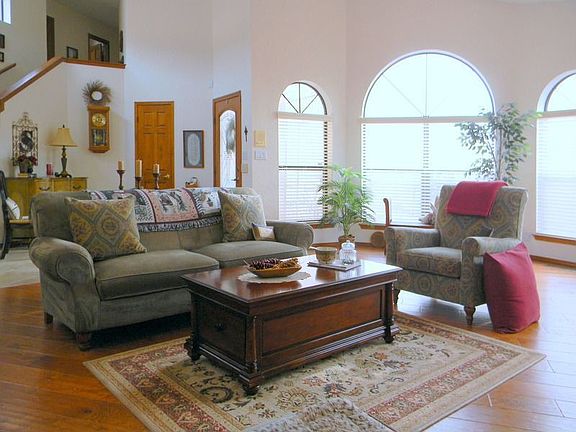 3rd image of 13913 Villa Sandia Pl NE