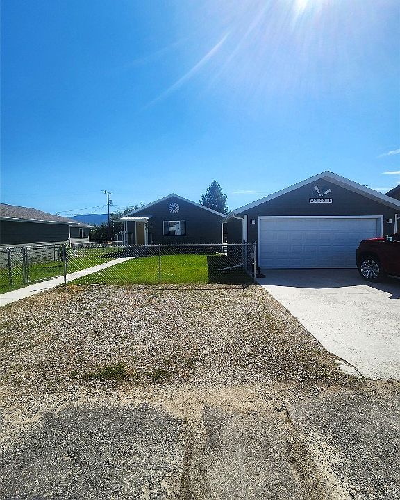1st image of 2558 Placer St