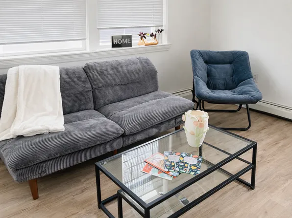 426 Central Ave APT 3, Cheltenham, PA 19012