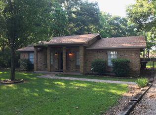 8700 Jeff Hamilton Rd, Mobile, AL 36695