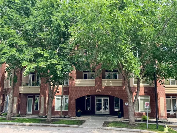 24 W Hemlock Cres SW #1108, Calgary, AB T3C 2Z1