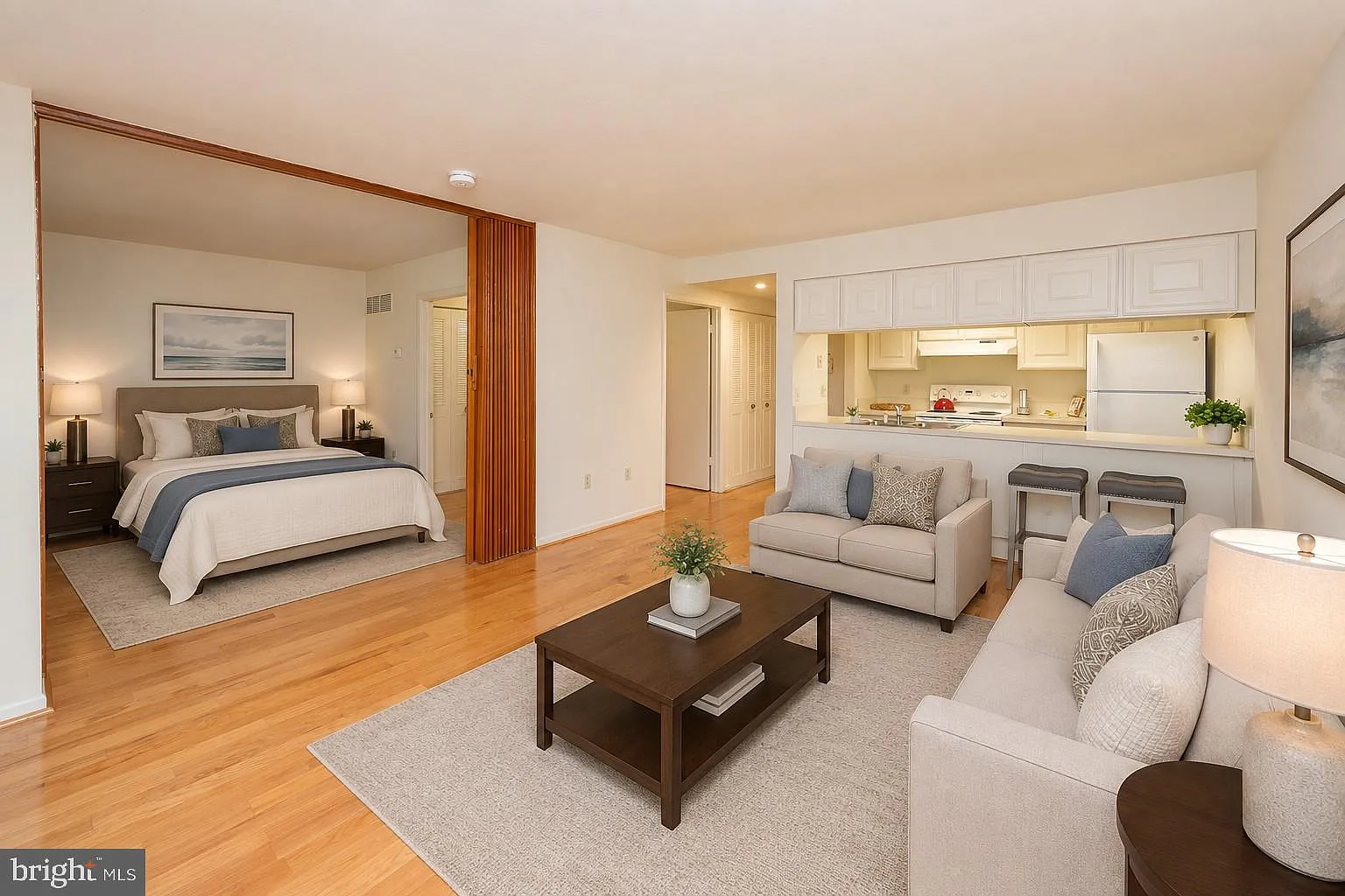 1 bed, 1.0 bath, 635 sqft, $1,800 — Photo 4