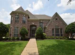5215 Spartan Dr, Houston, TX 77041