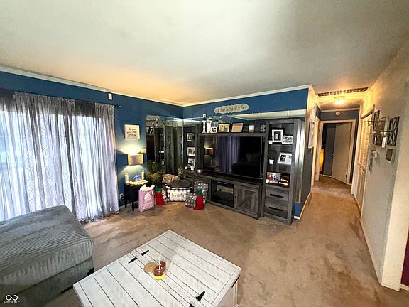 2nd image of 2825 Brentwood Dr