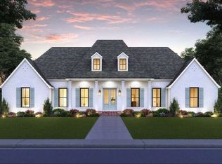 12 Dumais Ln, Penfield, NY 14526