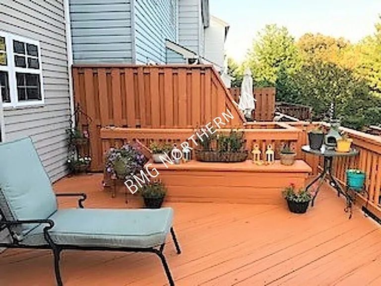 6015 Keble Dr — Photo 7