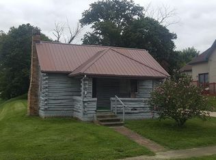 204 S John St, Frankton, IN 46044