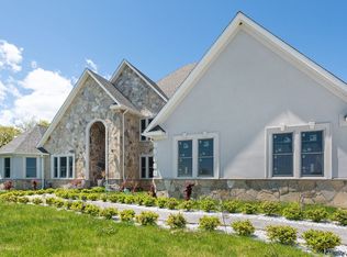 38148 N Helena Ln, Wadsworth, IL 60083