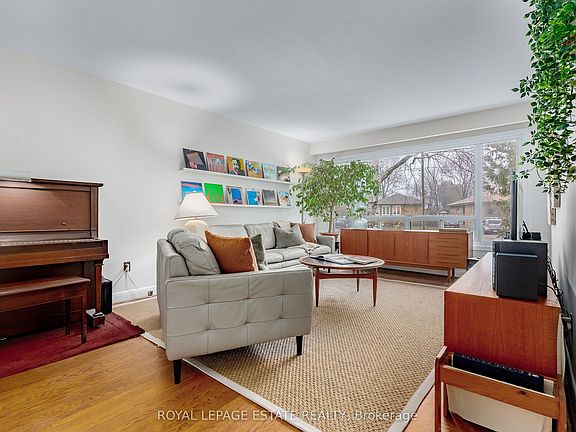 5th image of 11 Garrick Rd