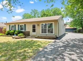 279 Butternut Dr, Bolingbrook, IL 60440