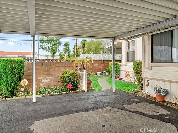 3rd image of 1560 S Otterbein Ave Space 1