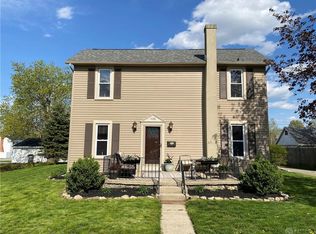 123 S Broadway St, Farmersville, OH