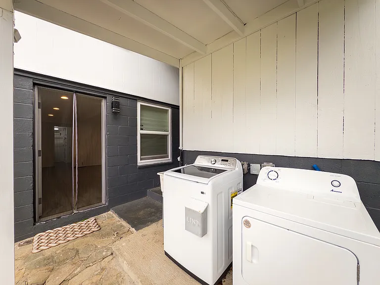 3602 Alani Dr — Photo 8