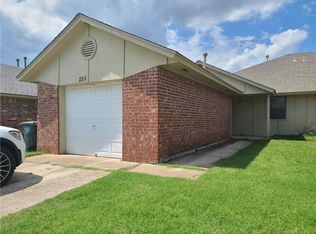 235 Barrett Pl, Edmond, OK 73003