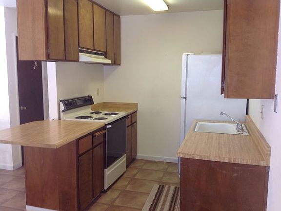 4th image of 3308 Sherwood Ave APT 11