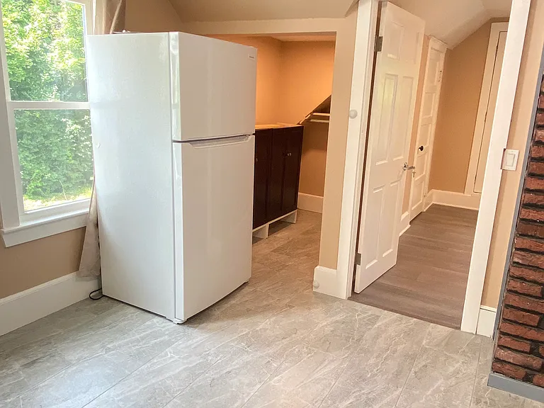 10 Savin Ave #2 — Photo 4