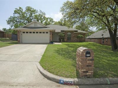 302 Hilltop Dr, Kennedale, TX, 76060