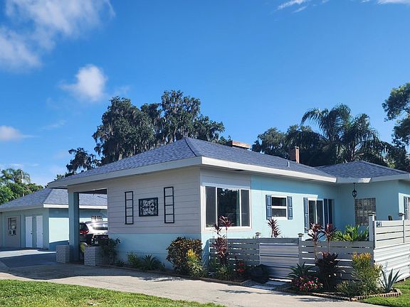 Main house with The Bungalow behind