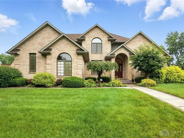 7196 Dominican Dr, Clayton, OH 45415