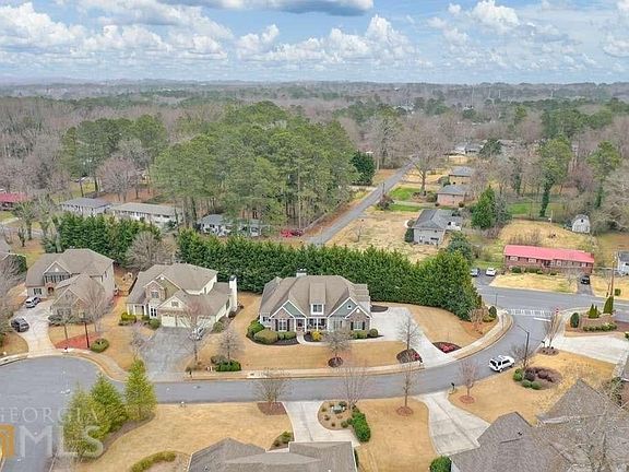 4th image of 2241 Bryant Pointe Dr