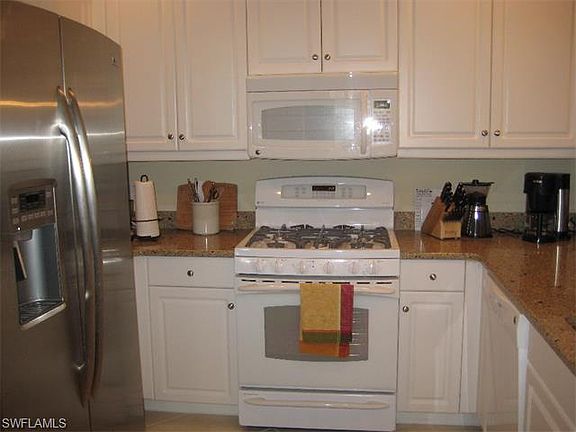 2nd image of 3210 Cottonwood Bnd APT 804