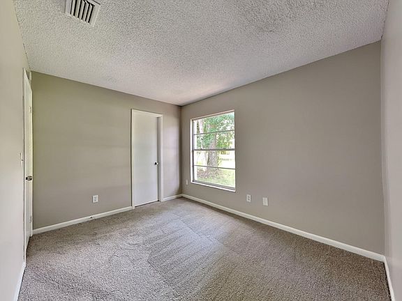 5th image of 6 Blaketown Pl