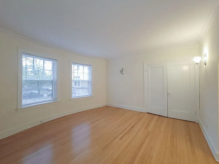 4500- 4506 N. Ashland / 1606-14 W. Sunnyside — Photo 7