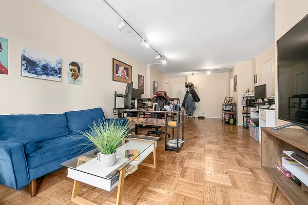 Sold by Douglas Elliman | media 4