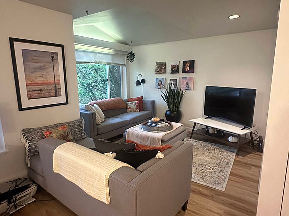 5th image of 1421 4th Ave W APT 303