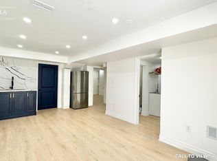 24 Sleepy Hollow Pl #2, Whitby, ON L1R 0E6