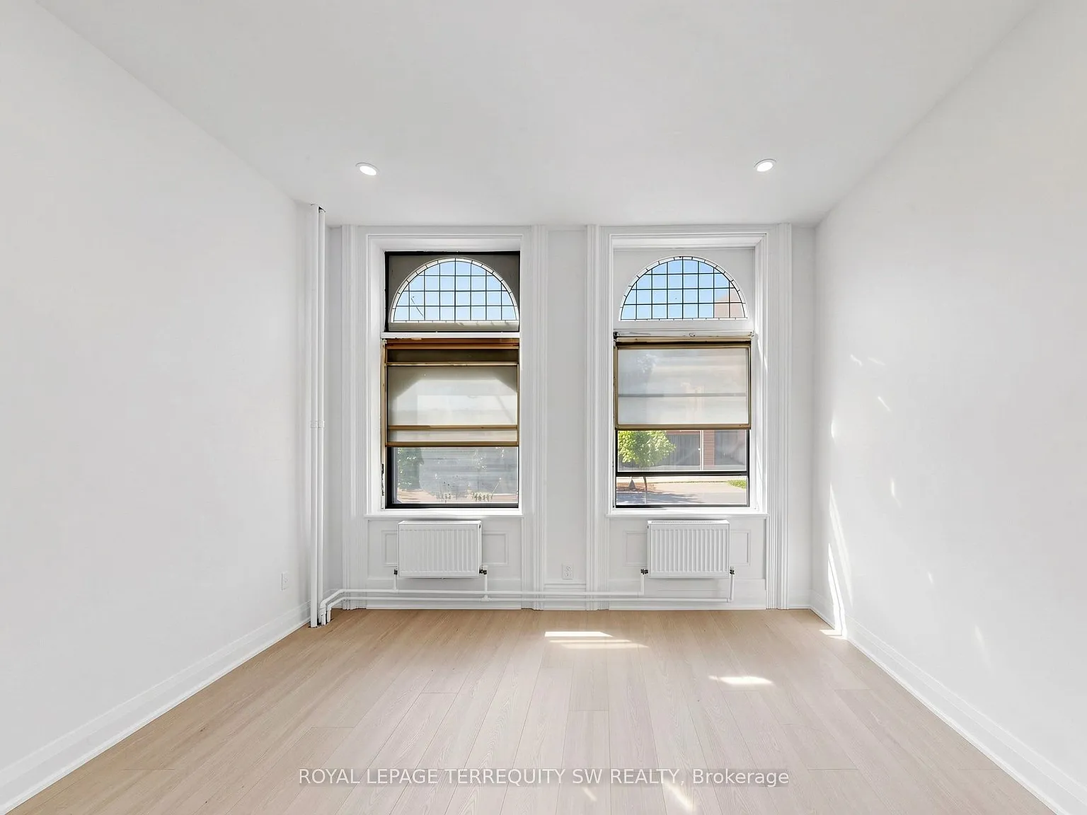1 bed, $2,300 — Photo 2