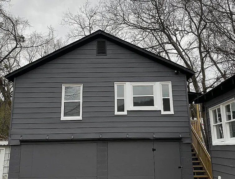 2031 Lyndon Ave — Photo 10