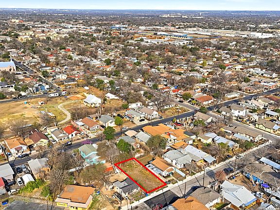 5th image of 2229 S TRINITY ST LOT 18