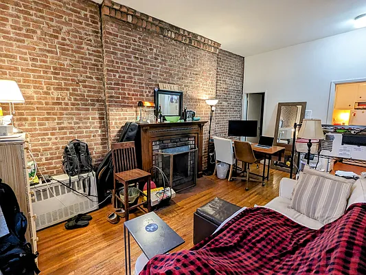 Rented by Guidance Realty Corp. | media 9