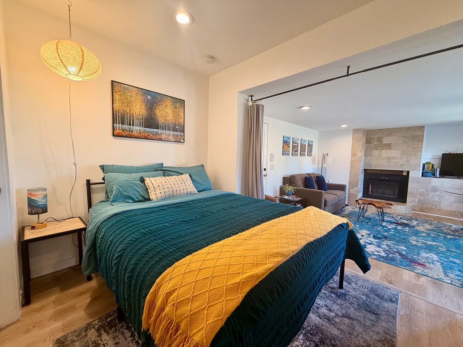 Studio, 400 sqft, $1,400 — Photo 3
