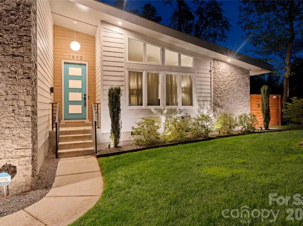 1852 Lakedell Dr, Charlotte, NC 28215