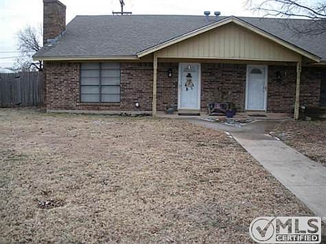 1st image of 351 Somerset Pl