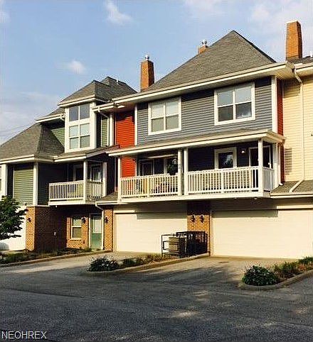 1st image of 1452 E 105th St