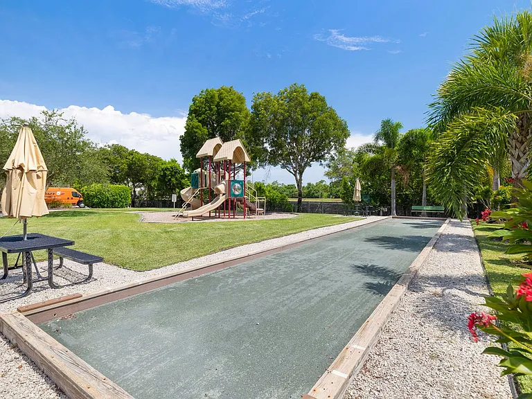 12920 Positano Cir #107 — Photo 38