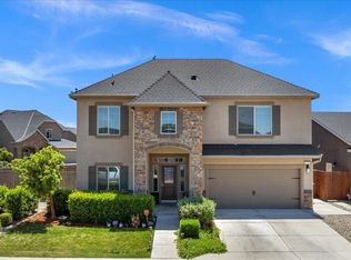 6789 E Robinson Ave, Fresno, CA 93727