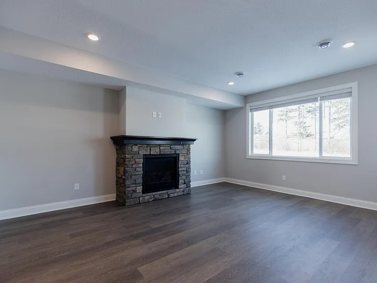 1703 Southpoint Ln — Photo 21