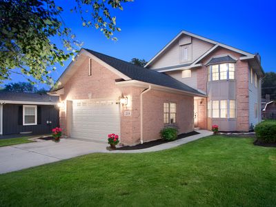 215 N Hager Ave, Barrington, IL, 60010