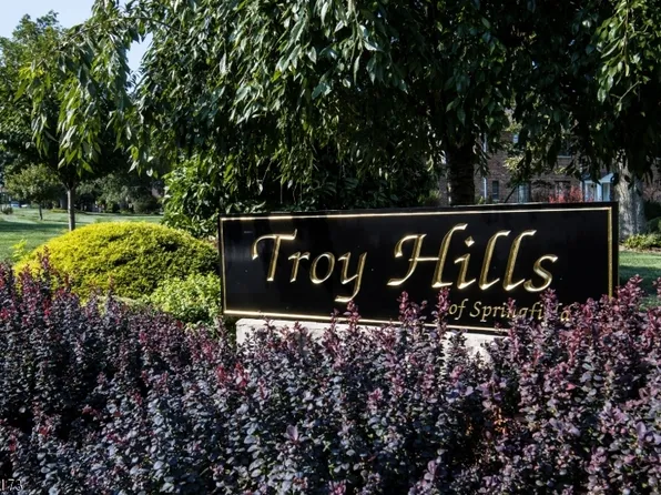 8C Troy Dr #C, Springfield Twp., NJ 07081