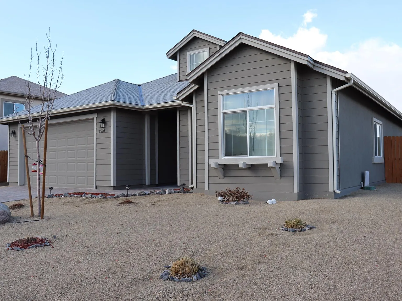 2220 Nightingale Ct — Photo 2