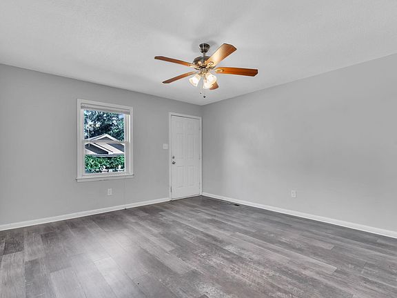 4th image of 161 Home St