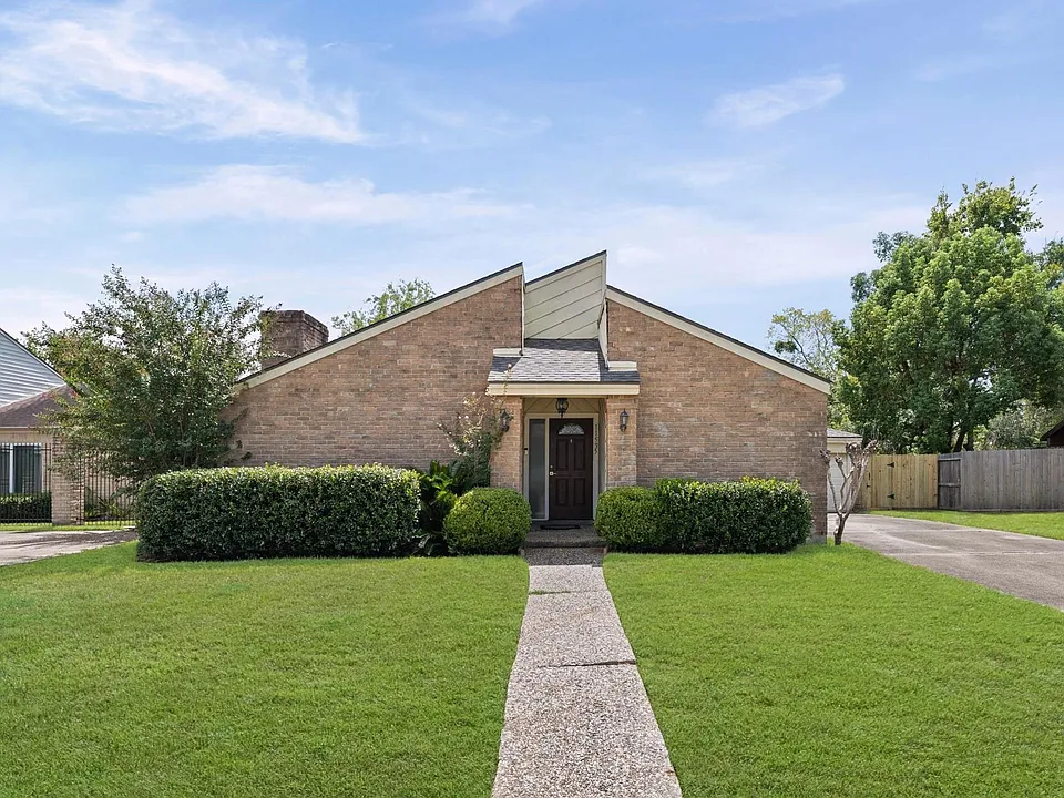 11535 Ella Lee Ln