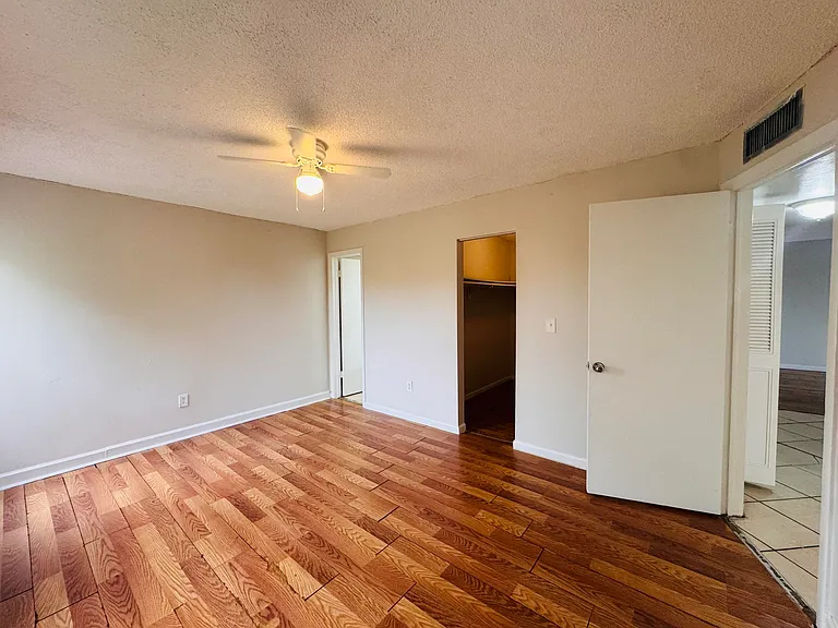 2800 NW 56th Ave #G407 — Photo 17