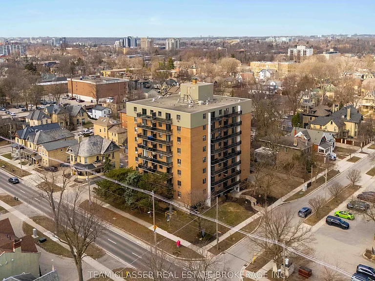 498 Queens Ave #802 — Photo 28