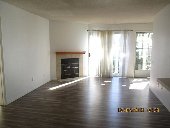 2nd image of 52 Glenwood
