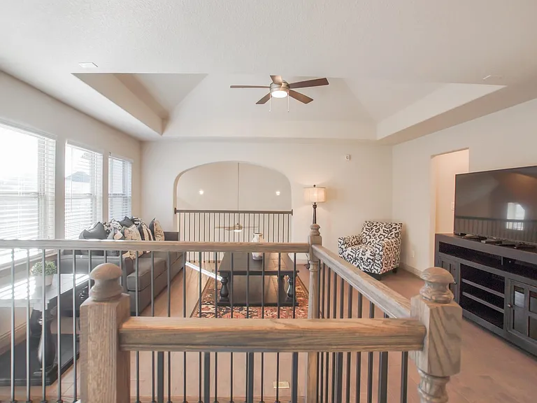 47 N Lochwood Way — Photo 31
